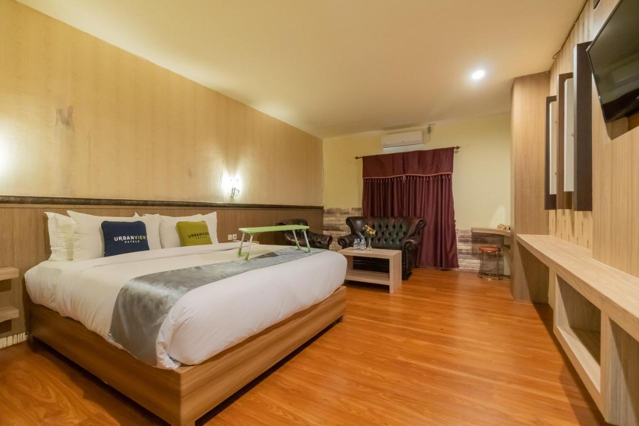 Urbanview Hotel Best Skip Palembang Dış mekan fotoğraf
