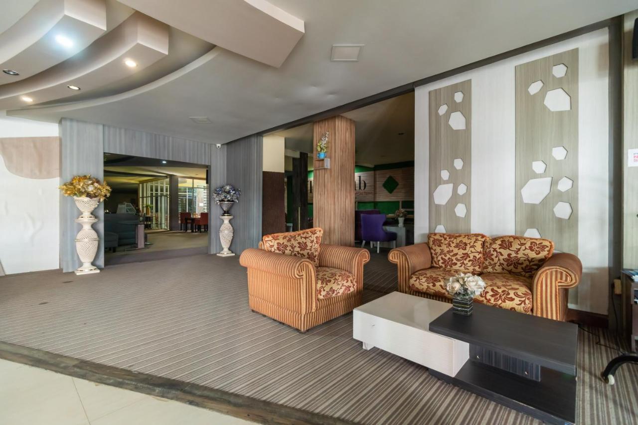 Urbanview Hotel Best Skip Palembang Dış mekan fotoğraf