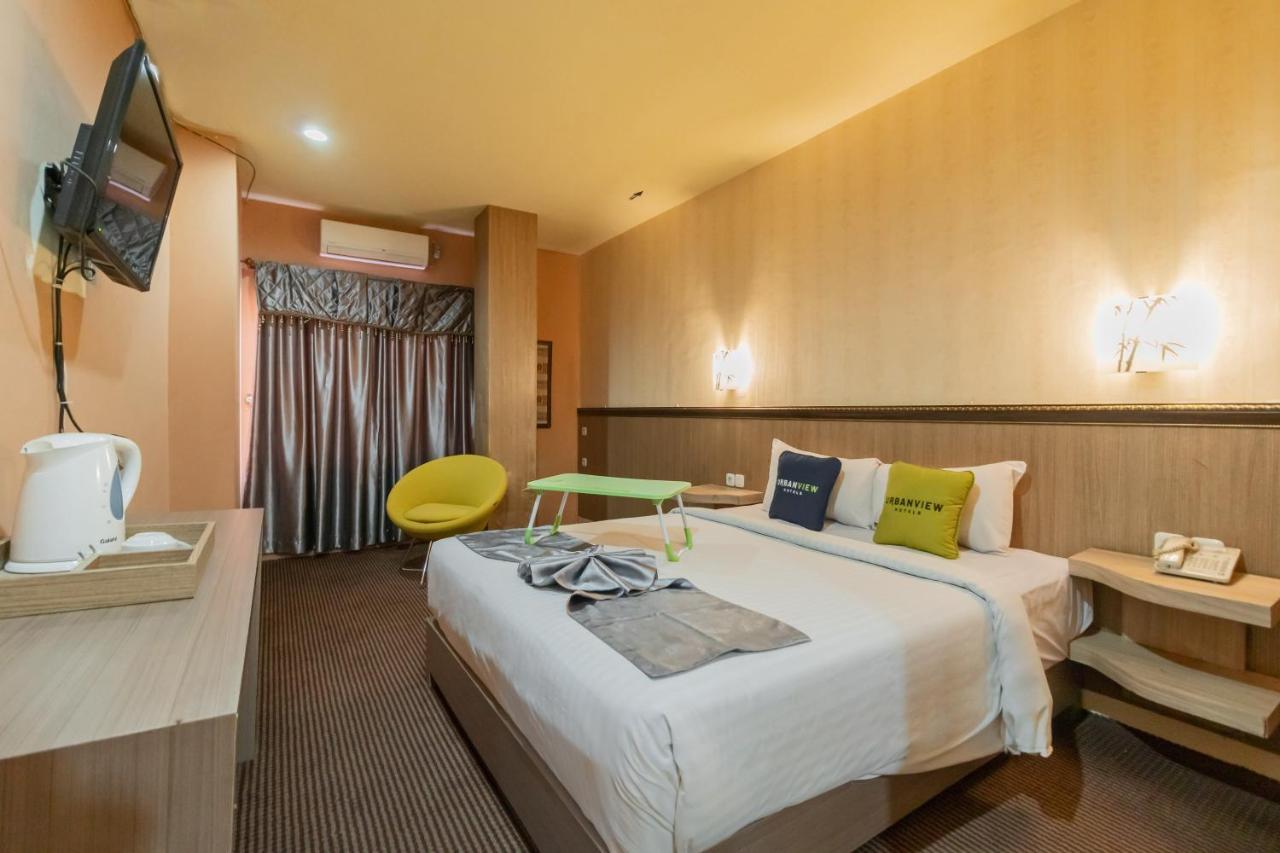 Urbanview Hotel Best Skip Palembang Dış mekan fotoğraf