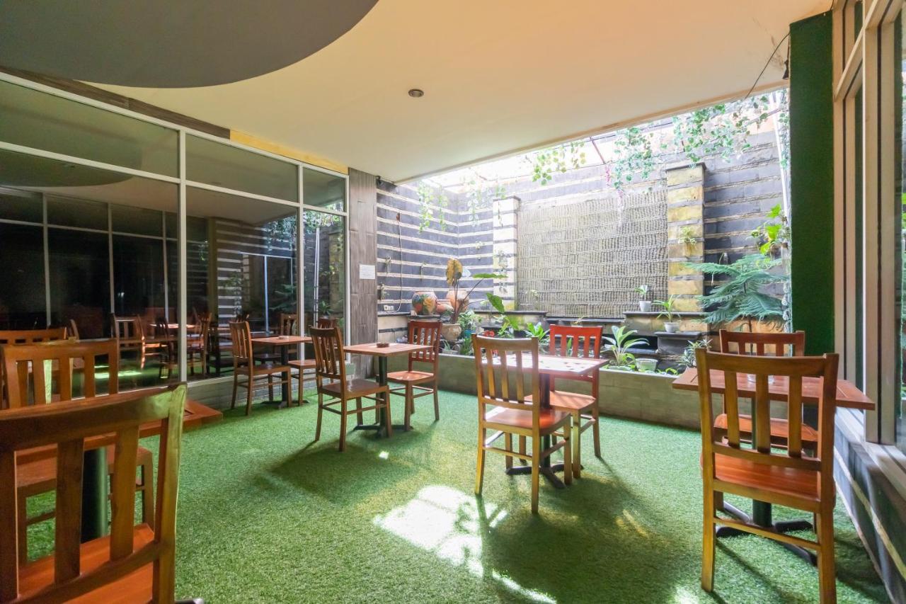 Urbanview Hotel Best Skip Palembang Dış mekan fotoğraf